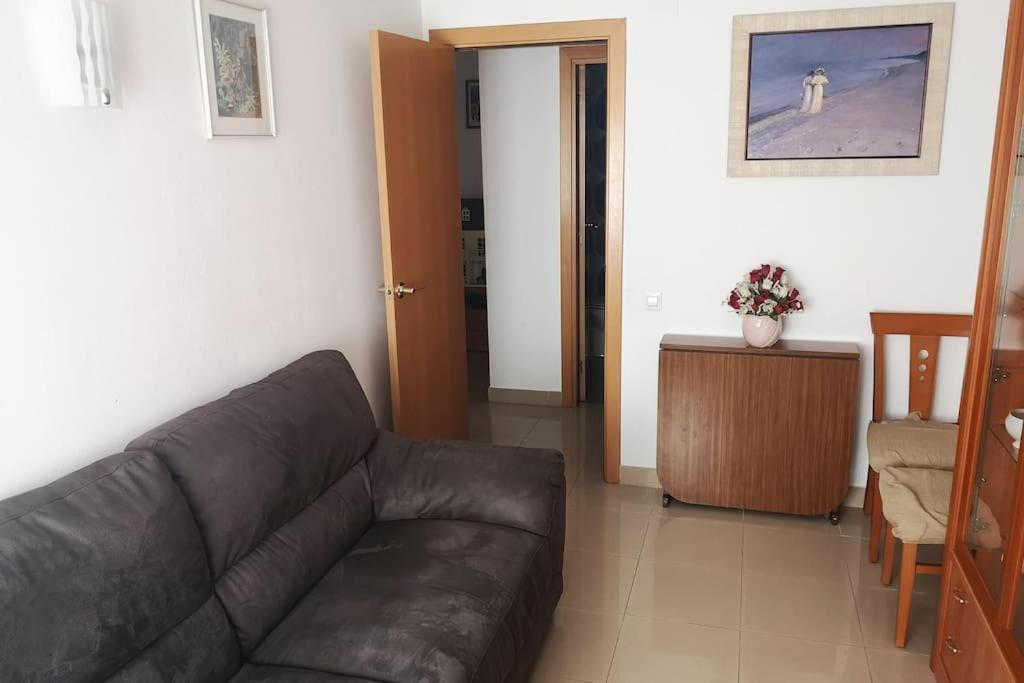 Apartamento En Complejo Residencial, Con Piscina. Салоу Экстерьер фото