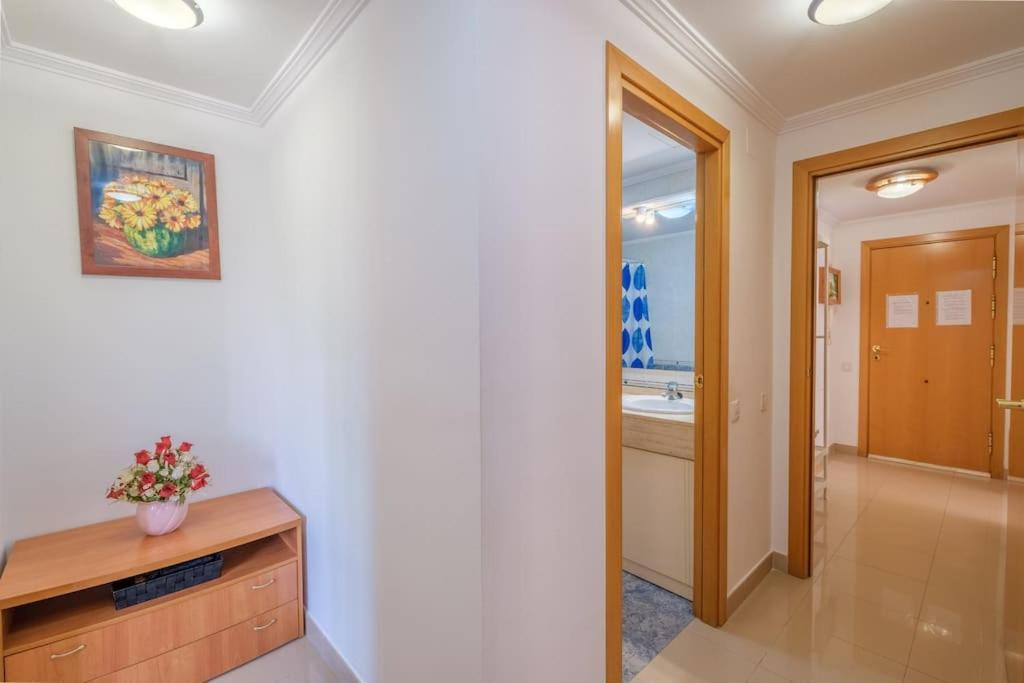 Apartamento En Complejo Residencial, Con Piscina. Салоу Экстерьер фото